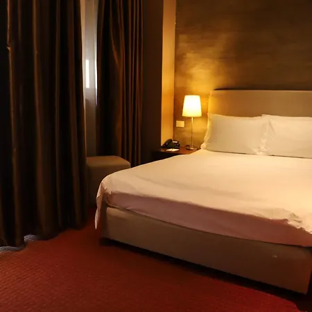 Mondial Hotel