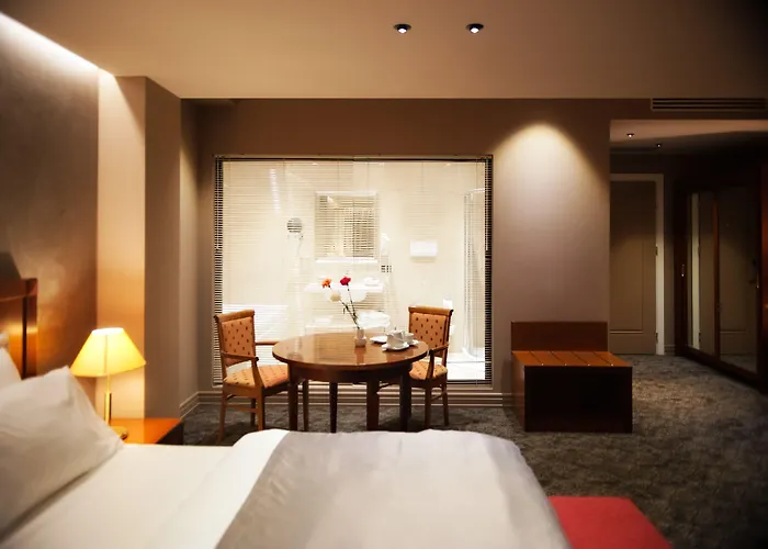 Hotel Mondial Tirana