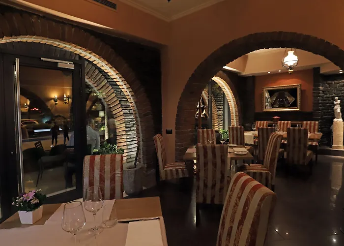 Mondial Hotel Tirana