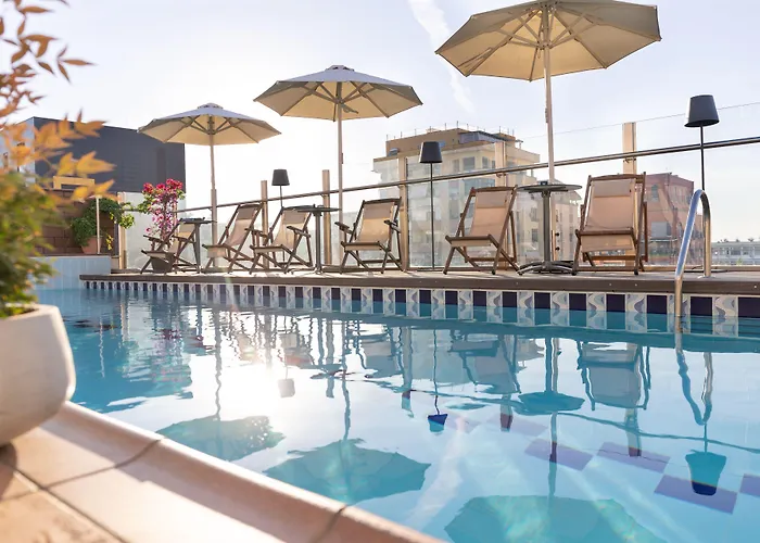 Mondial Hotel 4*