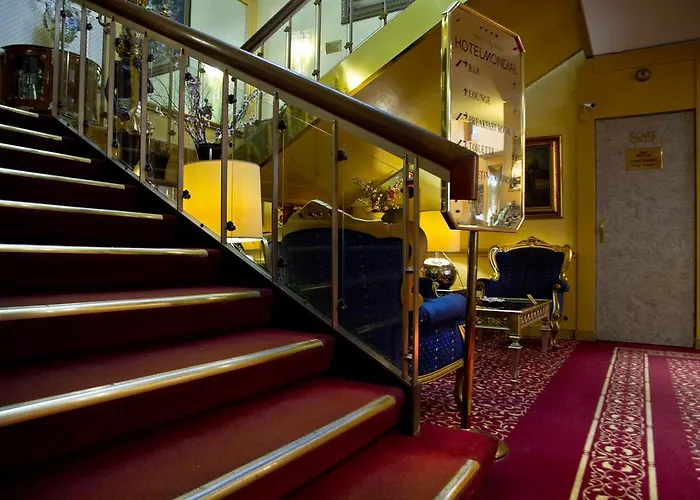Otel Mondial