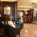 环球酒店 4*