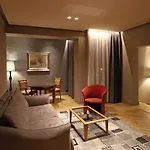 环球酒店 酒店 地拉那