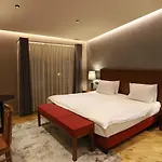 酒店 环球酒店 地拉那