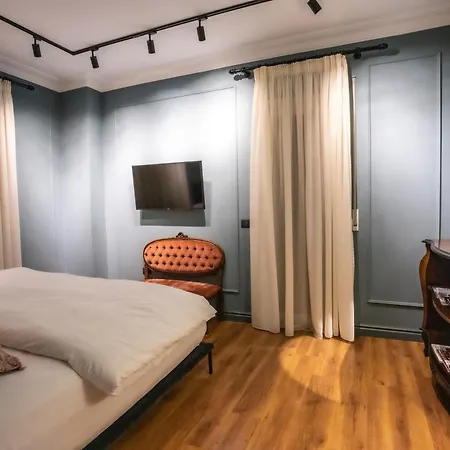 Mondial Hotel Tirana