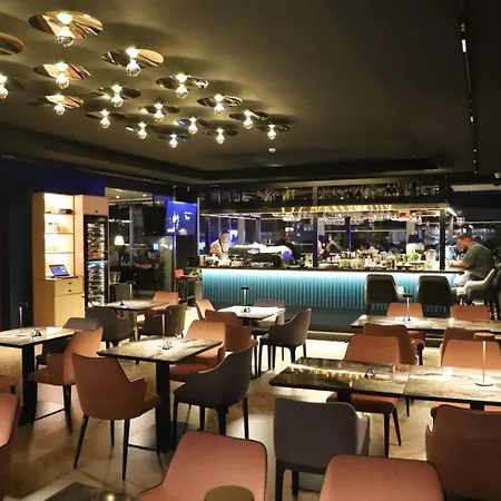 Hotel Mondial