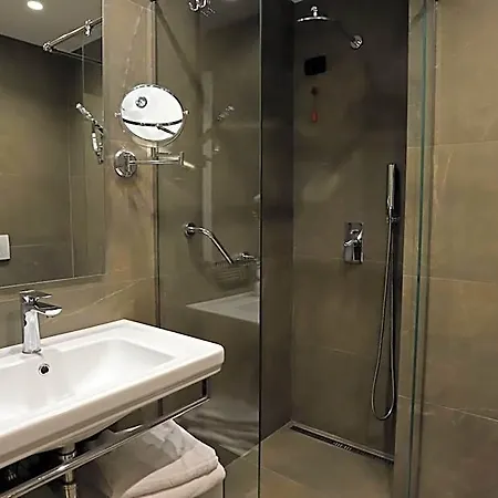 مونديال 4*
