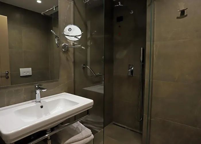 Mondial Hotel Tirana